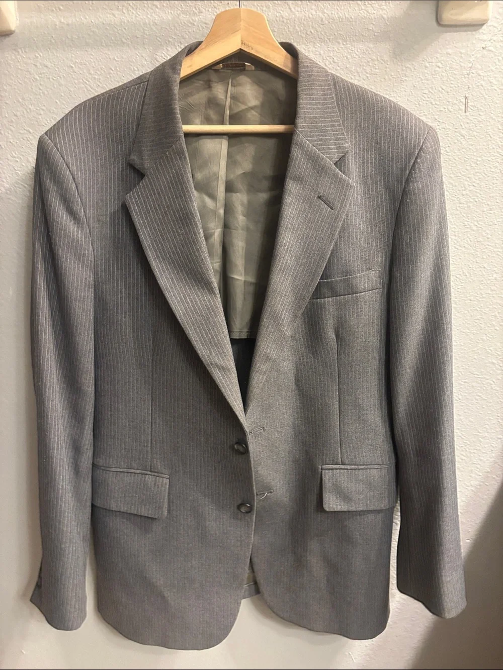 Emile Duval Gray Pinstripe Suit Jacket and Trousers - Classic Tailored Look